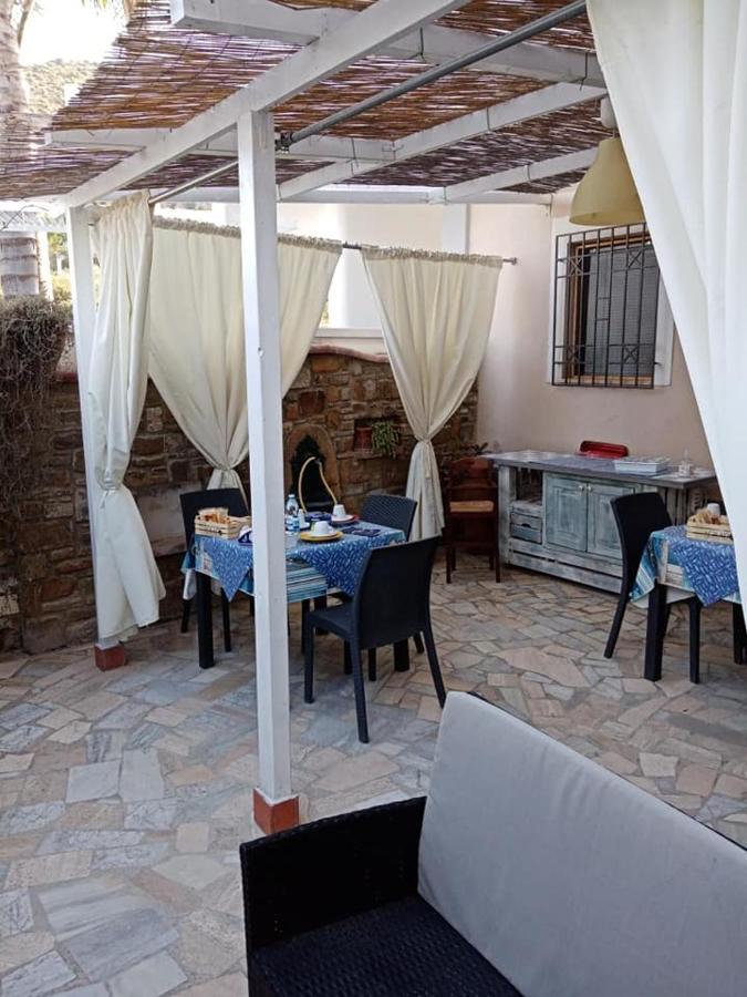 B&B Aurora'S House Castellabate Exterior photo